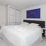 블루 베이 * 흐바르
