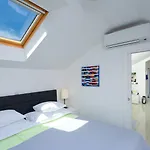 블루 베이 * 흐바르