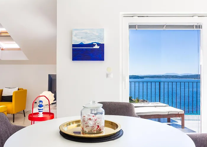 Blue Bay شقة هفار