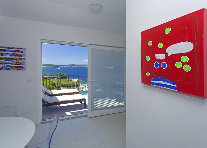 Blue Bay شقة هفار