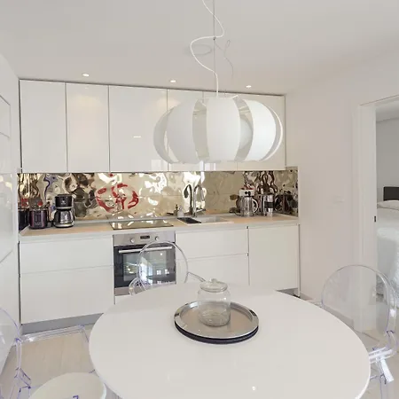 Blue Bay * Hvar Town